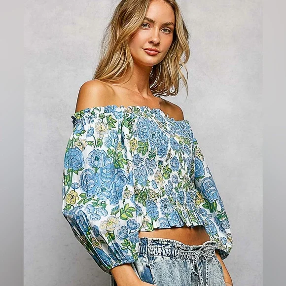 🩵Hello Gorgeous! POL Floral Print Smocked Off-Shoulder Blouse - Picture 5 of 8